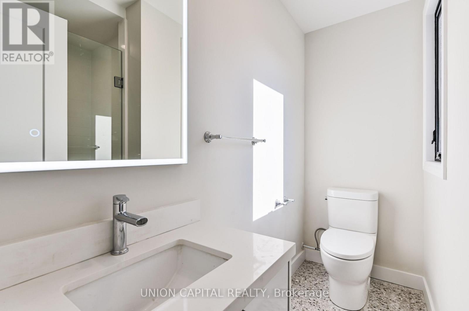 2 - 180 Broadview Avenue, Toronto, Ontario  M4M 2G5 - Photo 10 - E13578970