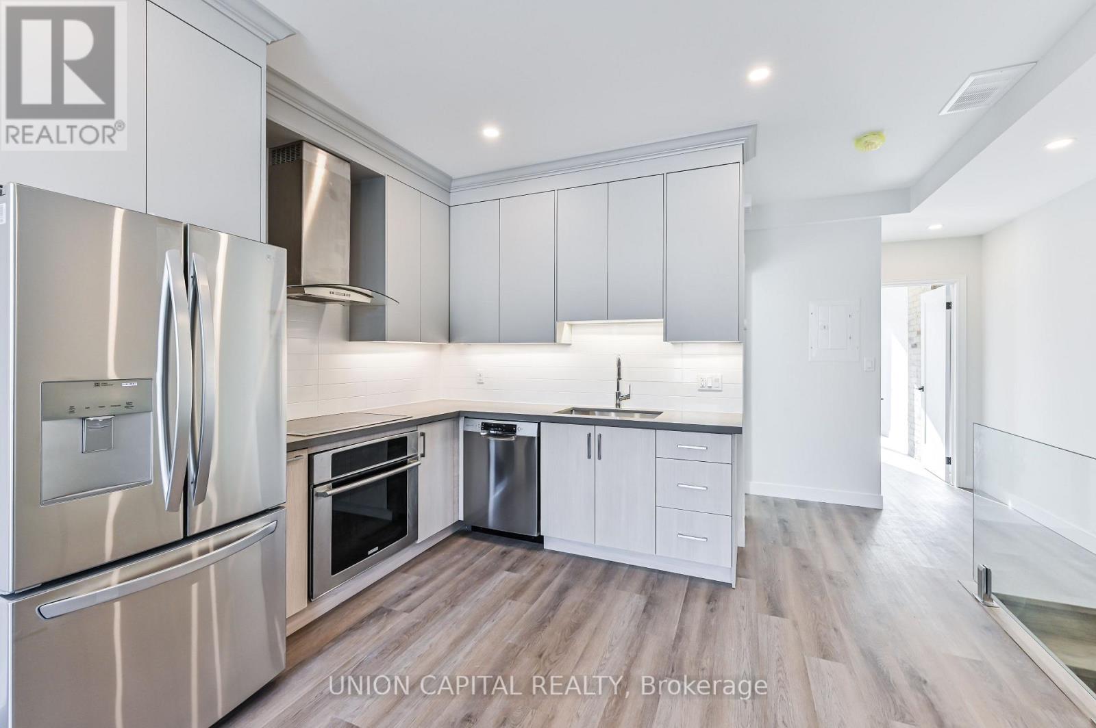 2 - 180 Broadview Avenue, Toronto, Ontario  M4M 2G5 - Photo 3 - E13578970
