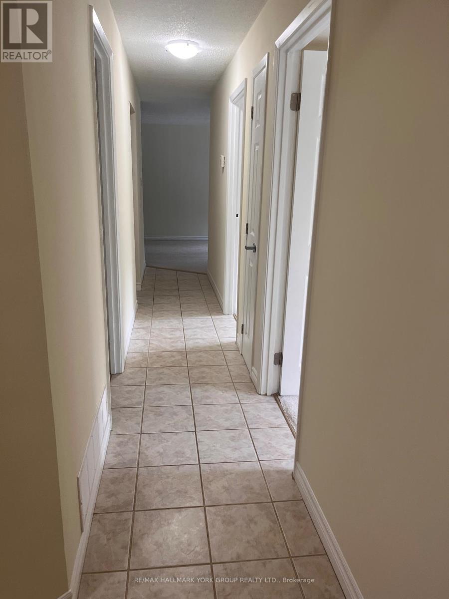 L5 - 141 Edgehill Drive, Barrie, Ontario  L4N 1L9 - Photo 2 - S13578950