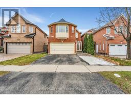 1048 CHARMINSTER CRESCENT, Mississauga, Ontario