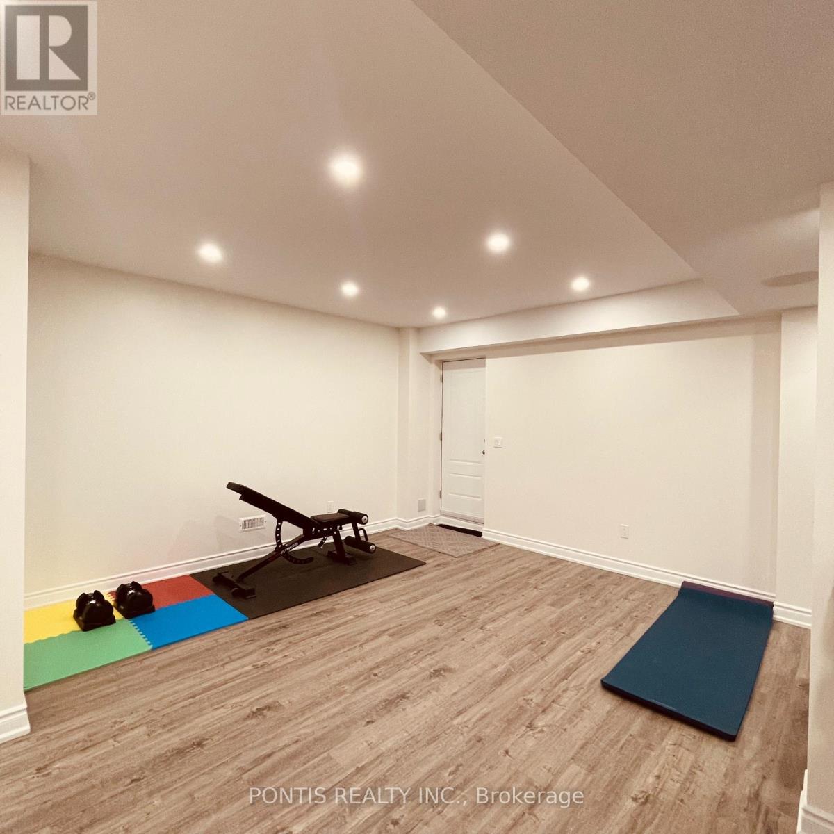 1324 Queens Plate Road, Oakville, Ontario  L6M 4G3 - Photo 14 - W13578978
