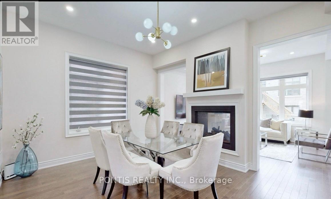 1324 Queens Plate Road, Oakville, Ontario  L6M 4G3 - Photo 3 - W13578978