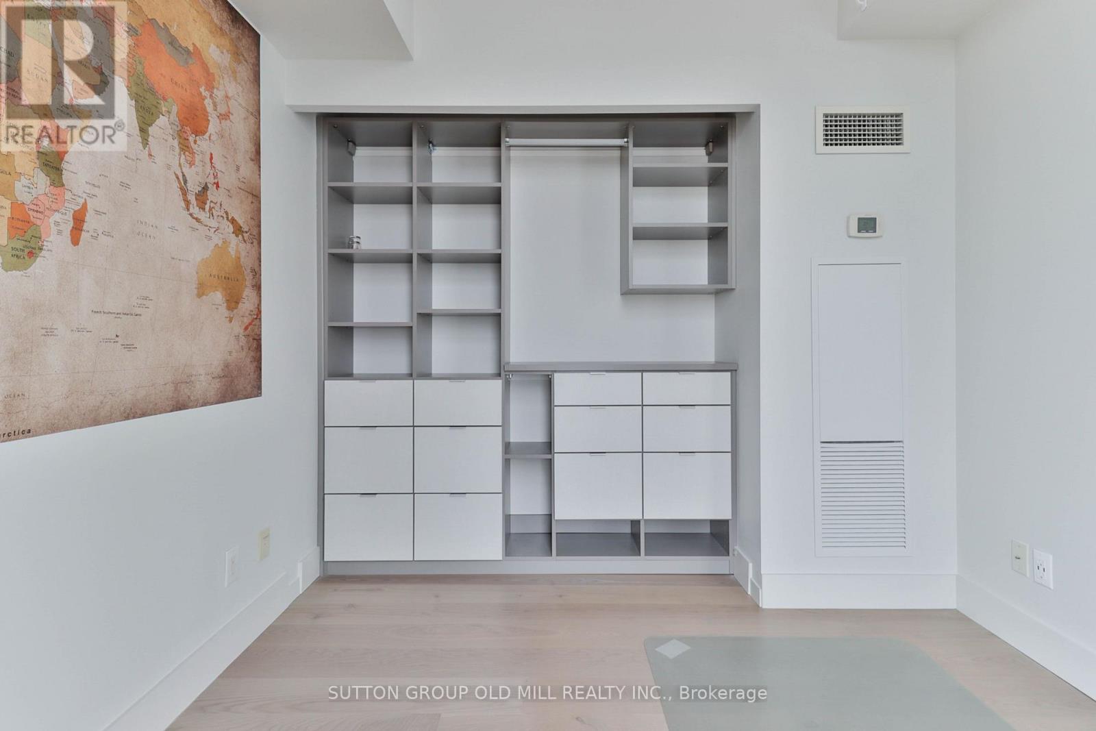 2110 - 105 The Queensway, Toronto, Ontario  M6S 5B5 - Photo 15 - W13579092