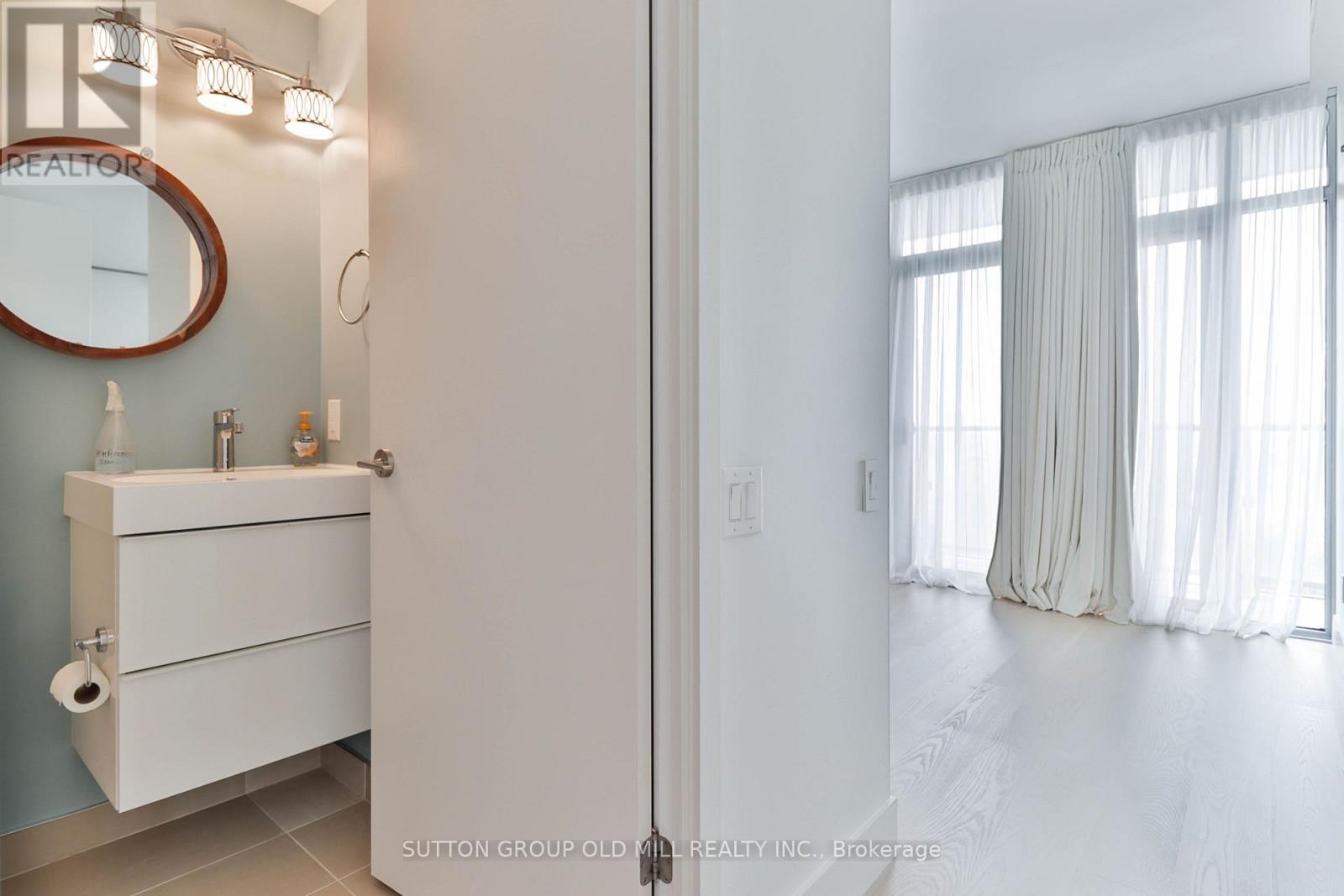 2110 - 105 The Queensway, Toronto, Ontario  M6S 5B5 - Photo 23 - W13579092