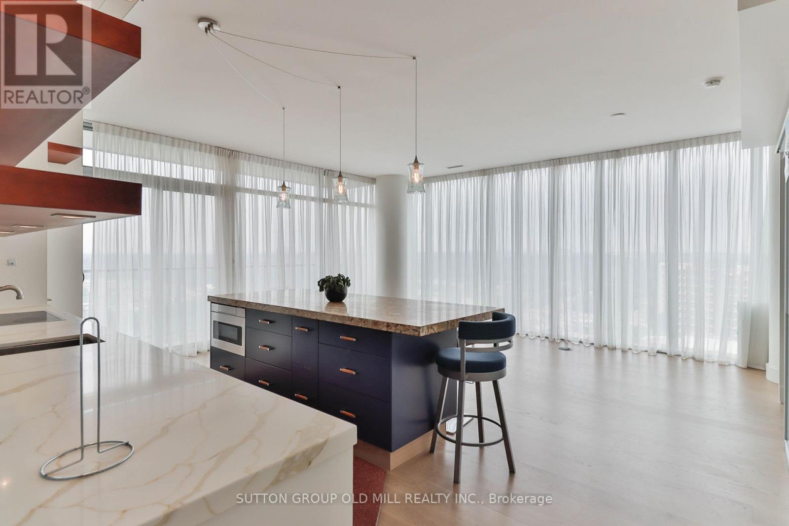 2110 - 105 The Queensway, Toronto, Ontario  M6S 5B5 - Photo 6 - W13579092