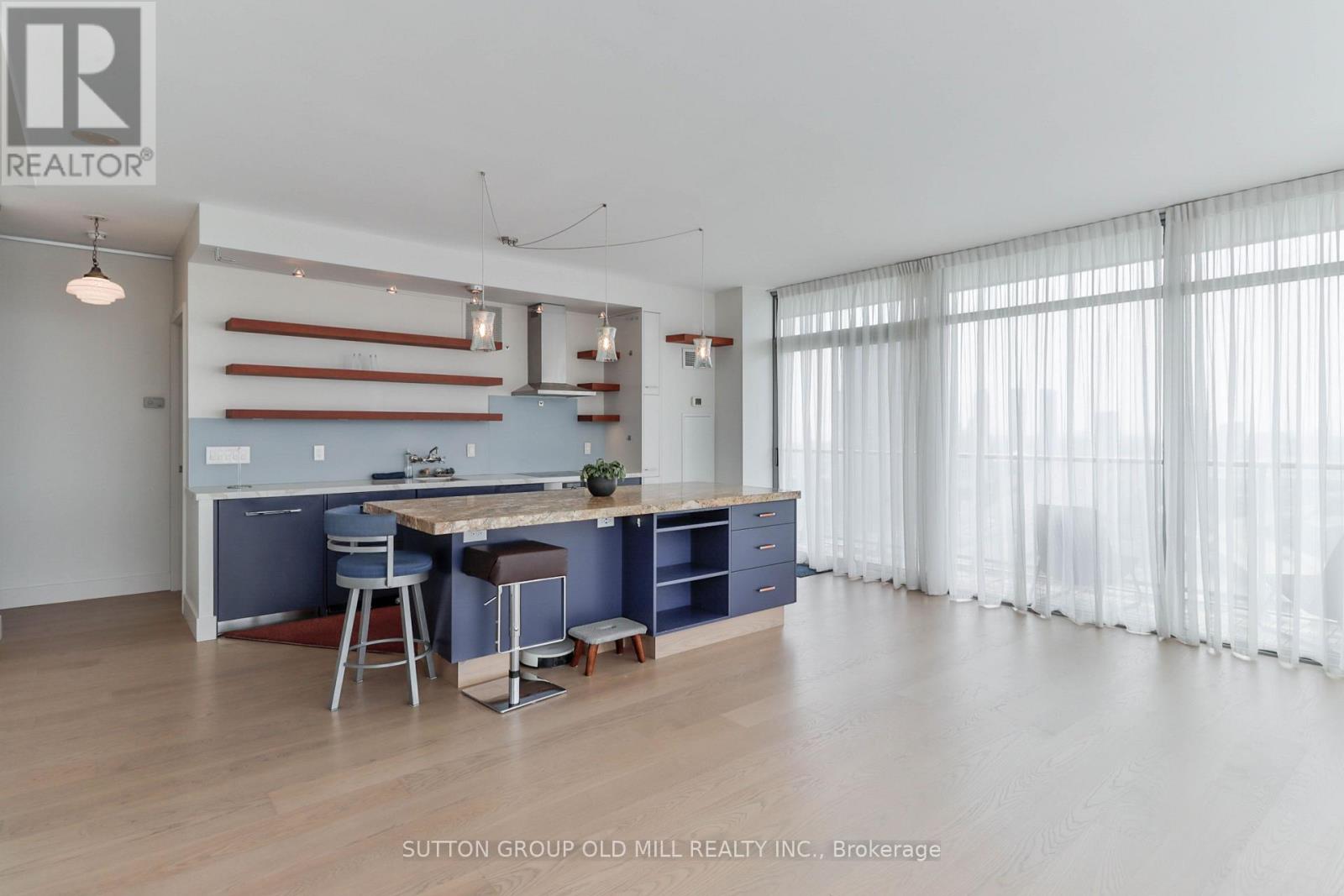 2110 - 105 The Queensway, Toronto, Ontario  M6S 5B5 - Photo 7 - W13579092