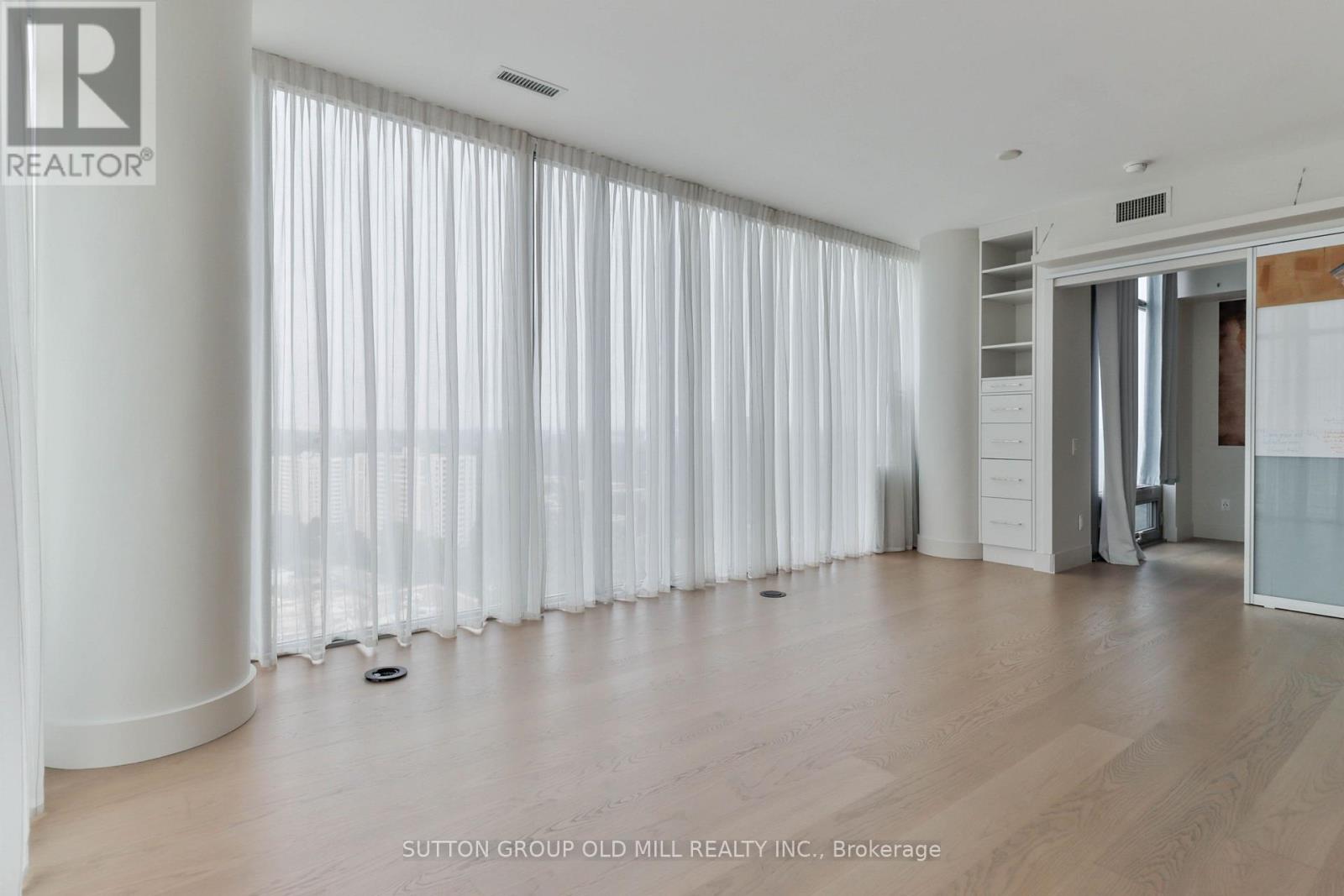 2110 - 105 The Queensway, Toronto, Ontario  M6S 5B5 - Photo 9 - W13579092