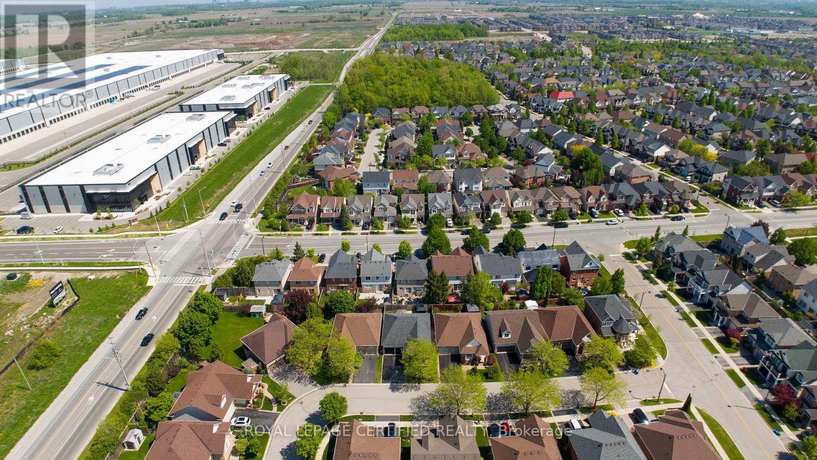 1662 Clark Boulevard, Milton, Ontario  L9T 5Z5 - Photo 3 - W13579110
