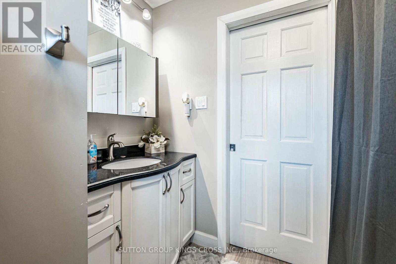 2 Maitland Avenue, Hamilton, Ontario  L9A 3J3 - Photo 15 - X13579048