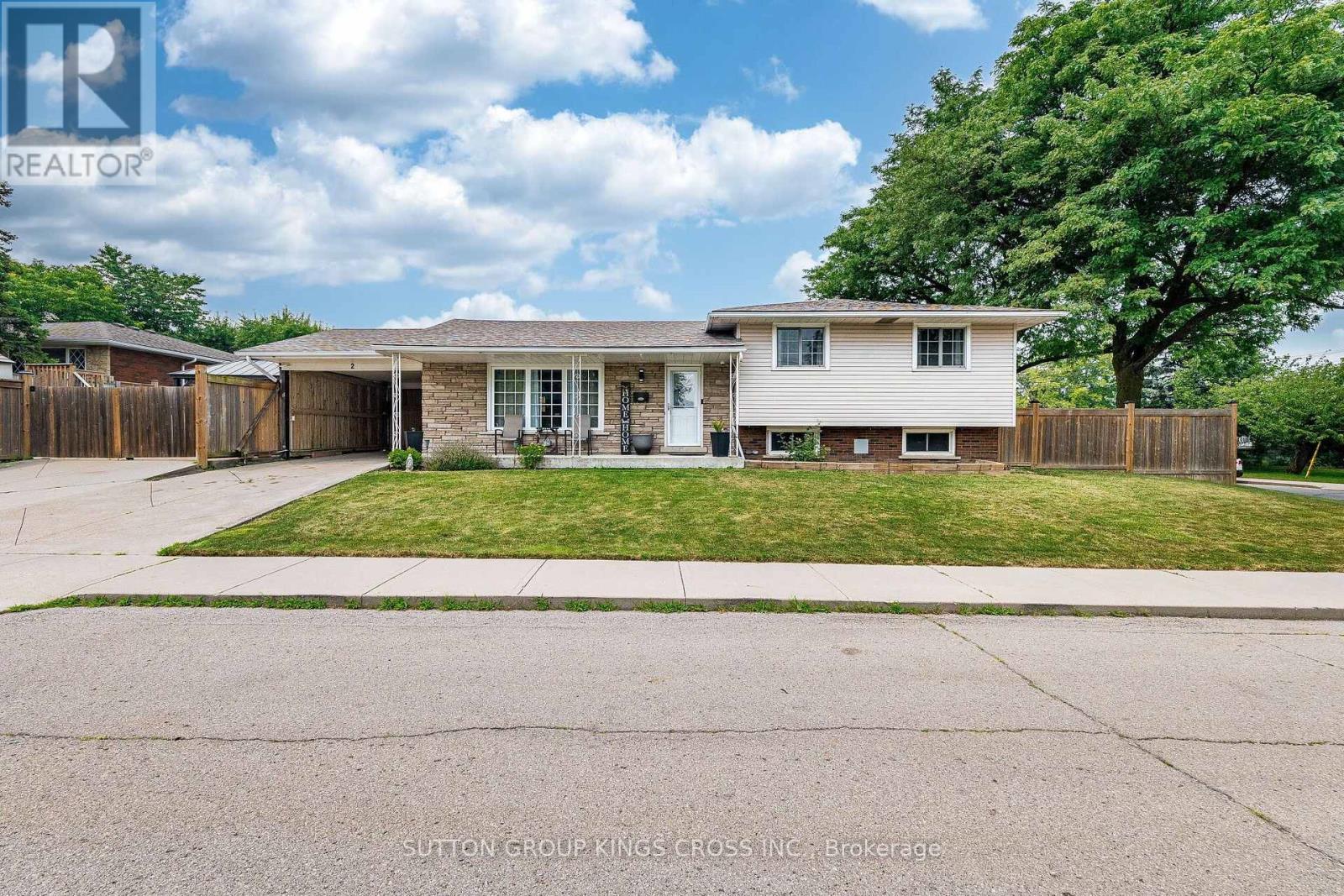 2 Maitland Avenue, Hamilton, Ontario  L9A 3J3 - Photo 2 - X13579048