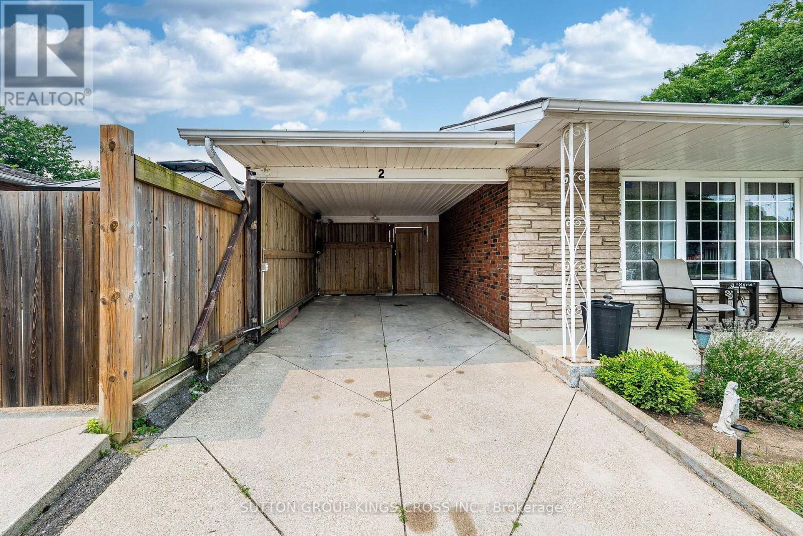 2 Maitland Avenue, Hamilton, Ontario  L9A 3J3 - Photo 4 - X13579048
