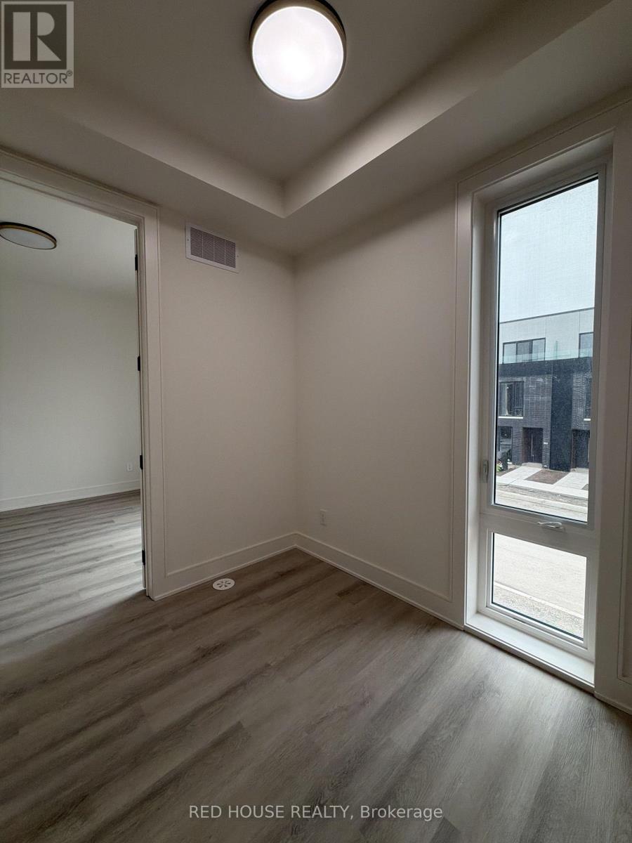 163 Everett Common, St. Catharines, Ontario L2P 0G7 - Photo 10 - X13579116