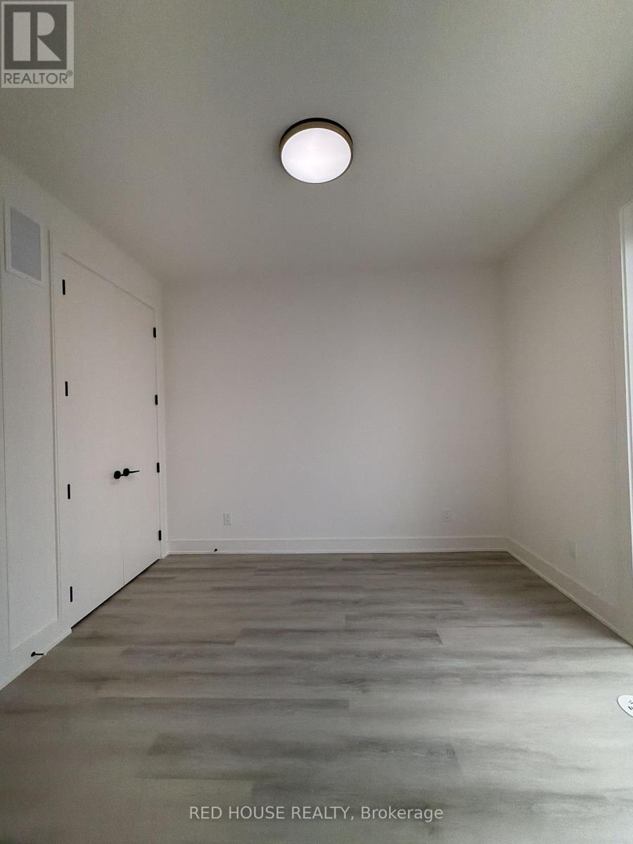 163 Everett Common, St. Catharines, Ontario L2P 0G7 - Photo 11 - X13579116