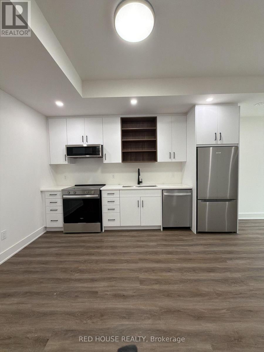 171 Everett Common, St. Catharines, Ontario  L2P 0G7 - Photo 4 - X13579124