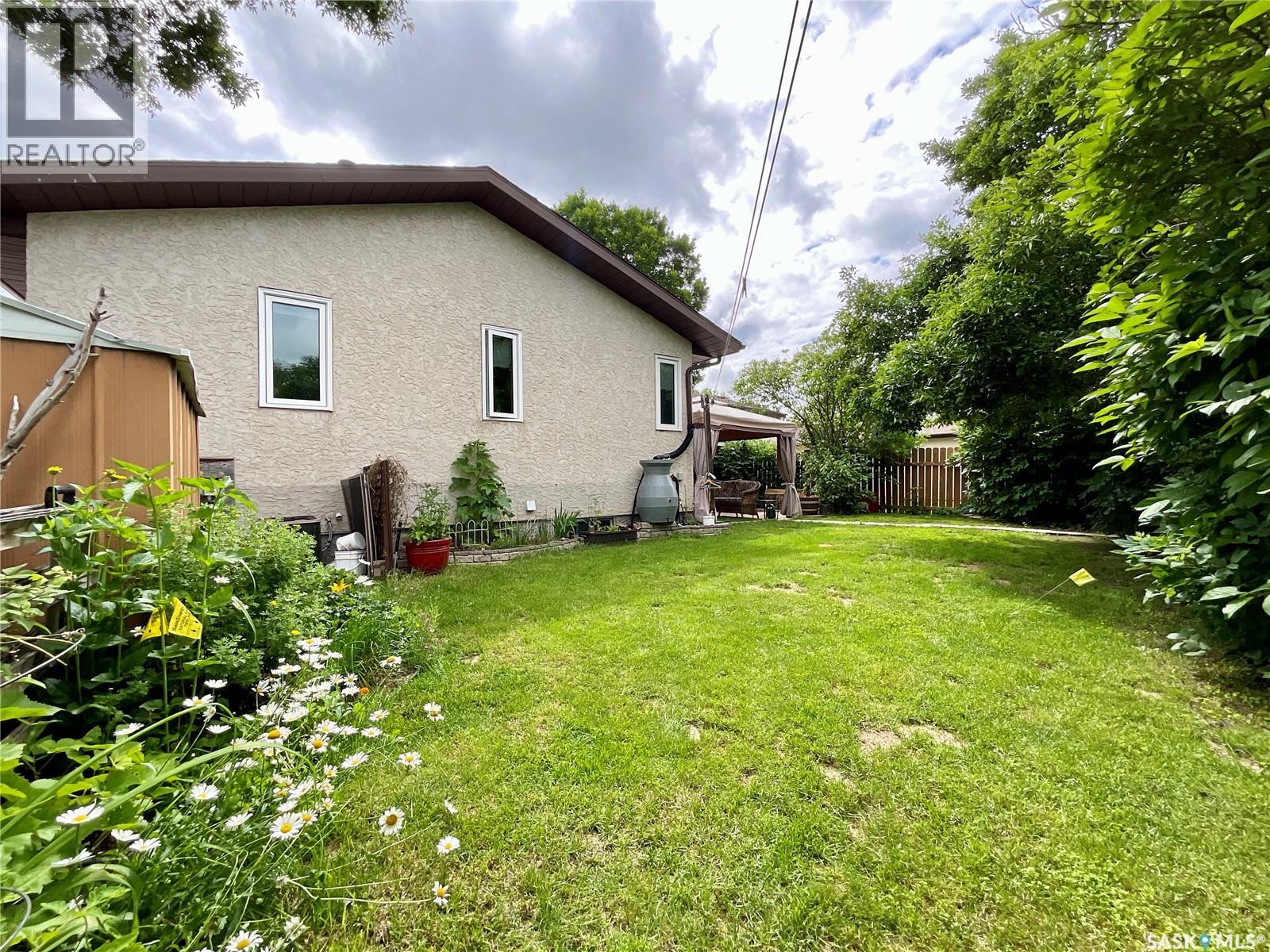 1358 Lakewood Crescent N, Regina, Saskatchewan  S4X 3H3 - Photo 39 - SK042956