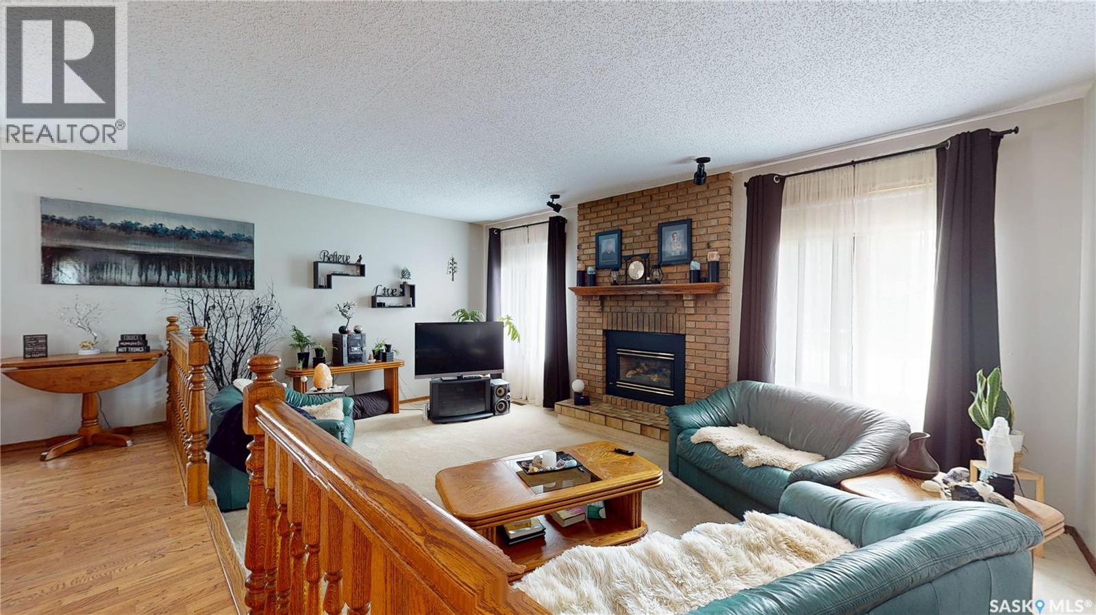 1358 Lakewood Crescent N, Regina, Saskatchewan  S4X 3H3 - Photo 4 - SK042956