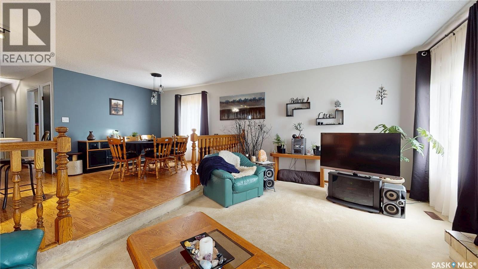 1358 Lakewood Crescent N, Regina, Saskatchewan  S4X 3H3 - Photo 6 - SK042956