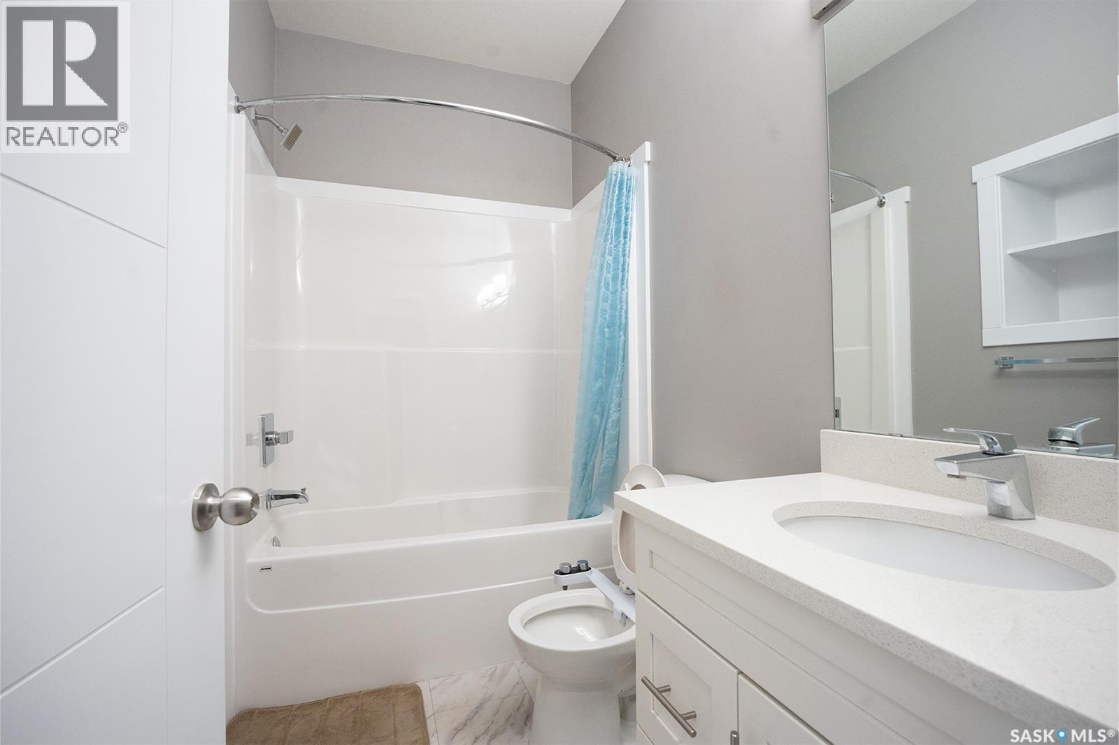 415 Mcarthur Crescent, Saskatoon, Saskatchewan  S7L 6Y3 - Photo 7 - SK042886