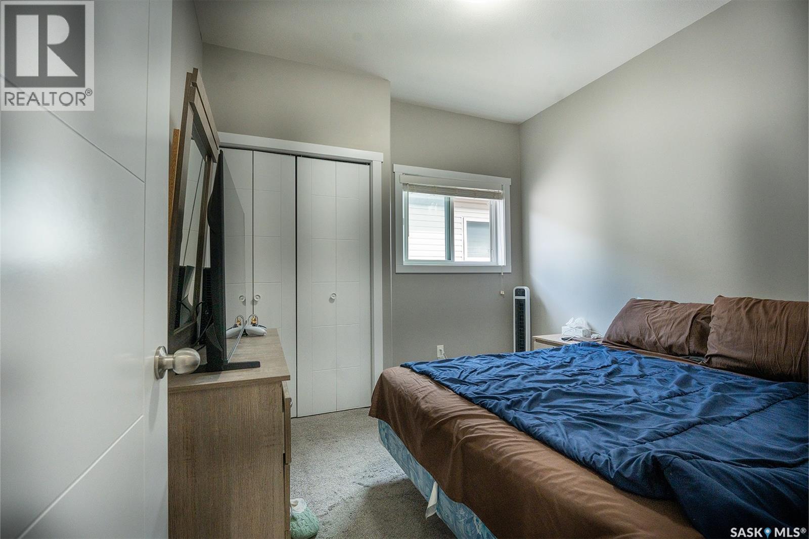 415 Mcarthur Crescent, Saskatoon, Saskatchewan  S7L 6Y3 - Photo 9 - SK042886