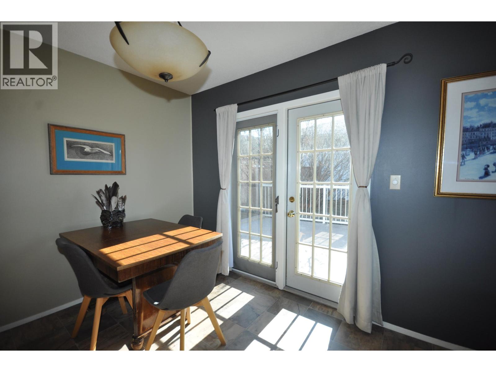 342 CLEARVIEW CRESCENT — photo 7