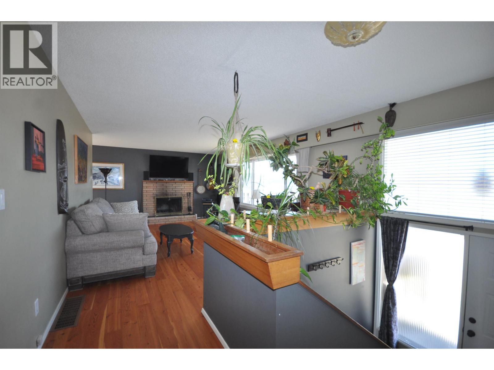 342 CLEARVIEW CRESCENT — photo 11