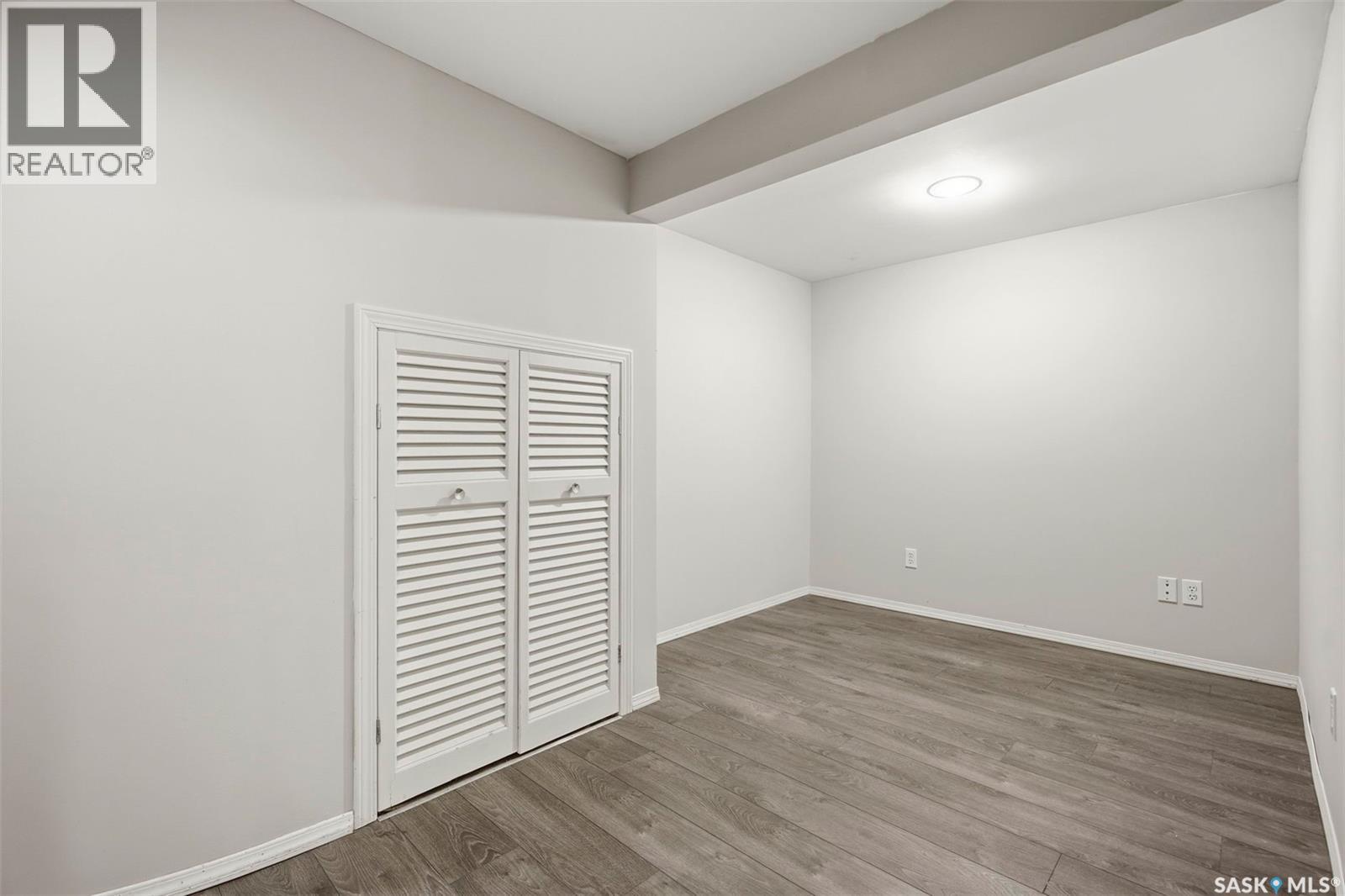 1921 Sommerfeld Avenue, Saskatoon, Saskatchewan  S7J 2E2 - Photo 25 - SK042653
