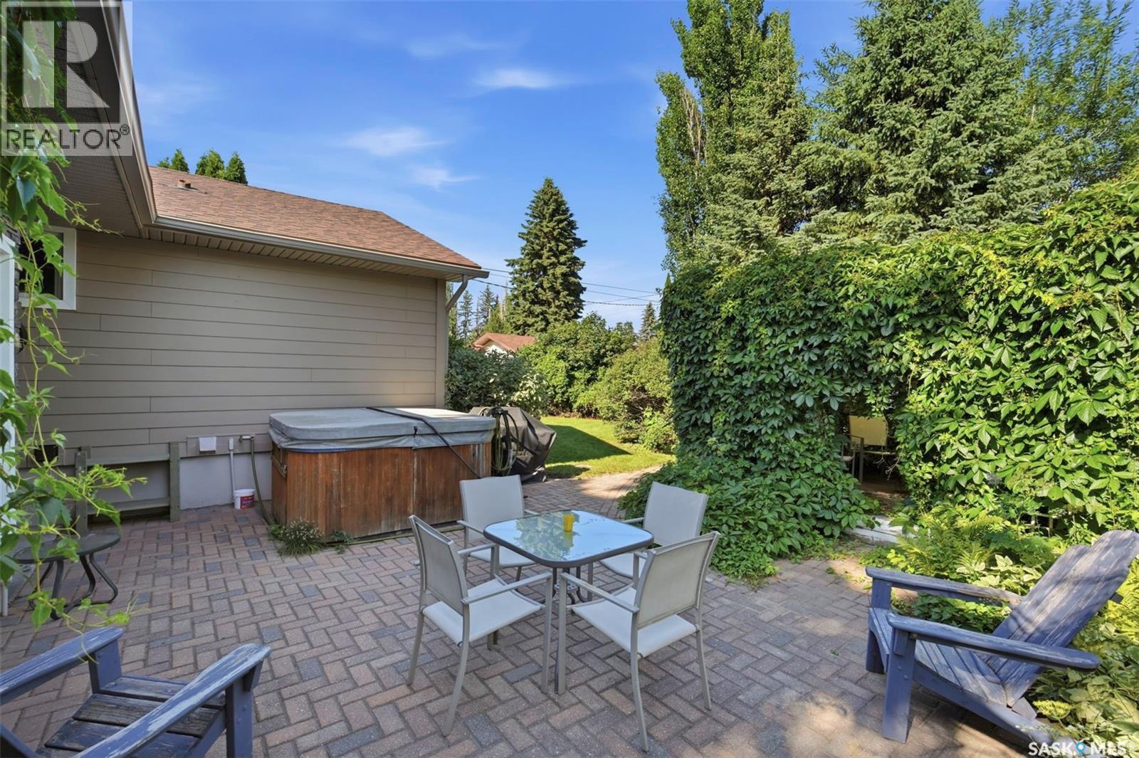 1921 Sommerfeld Avenue, Saskatoon, Saskatchewan  S7J 2E2 - Photo 28 - SK042653