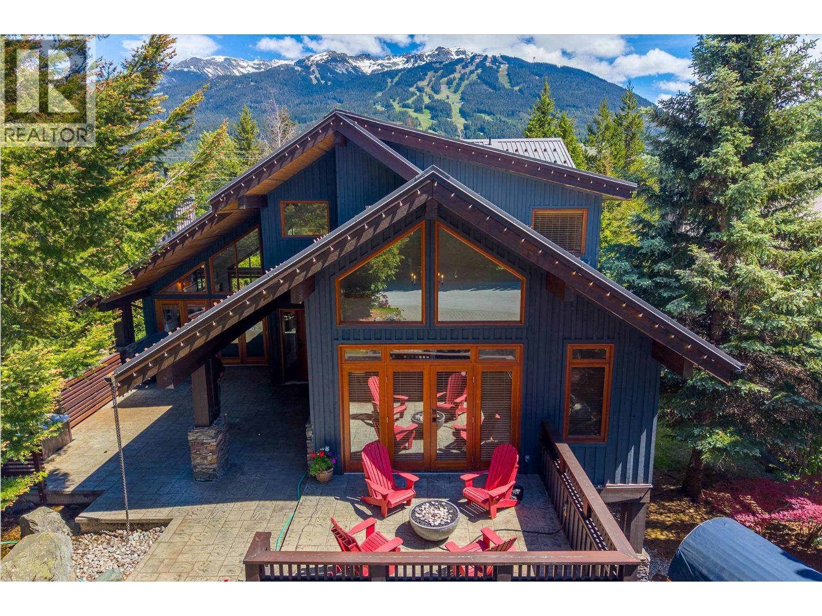6260 BISHOP WAY, Whistler, British Columbia