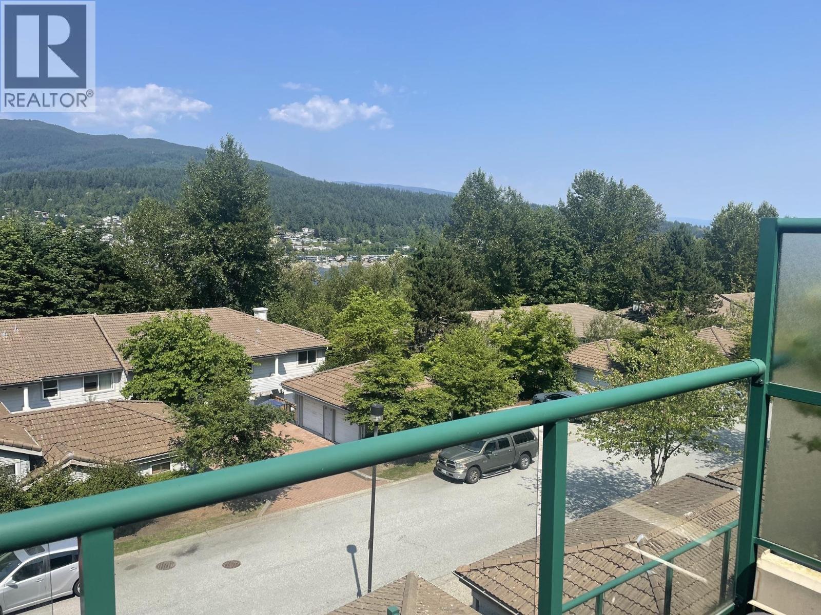305 121 SHORELINE CIRCLE, Port Moody, British Columbia