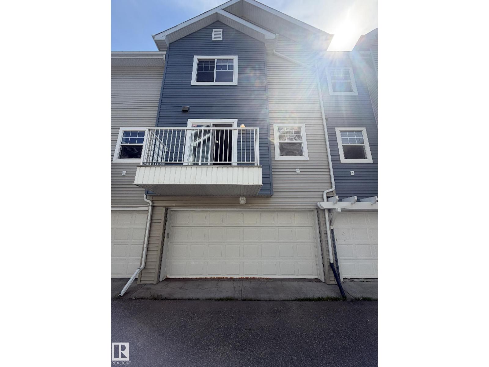 #7 8304 11 AV SW, edmonton, Alberta