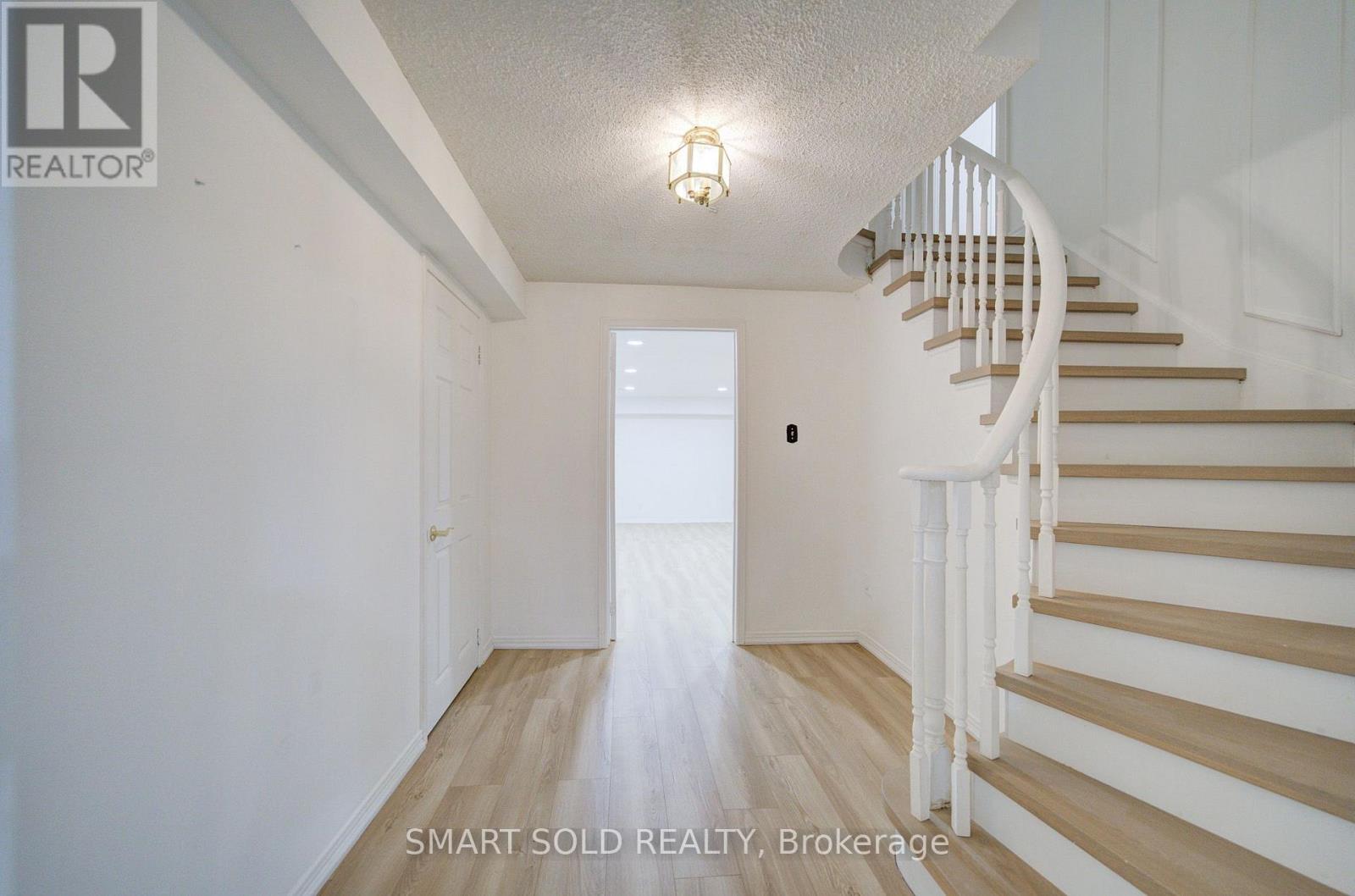 84 Longwater Chase, Markham, Ontario  L3R 4A8 - Photo 39 - N13486866