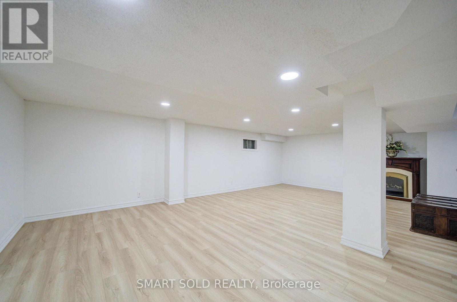 84 Longwater Chase, Markham, Ontario  L3R 4A8 - Photo 43 - N13486866