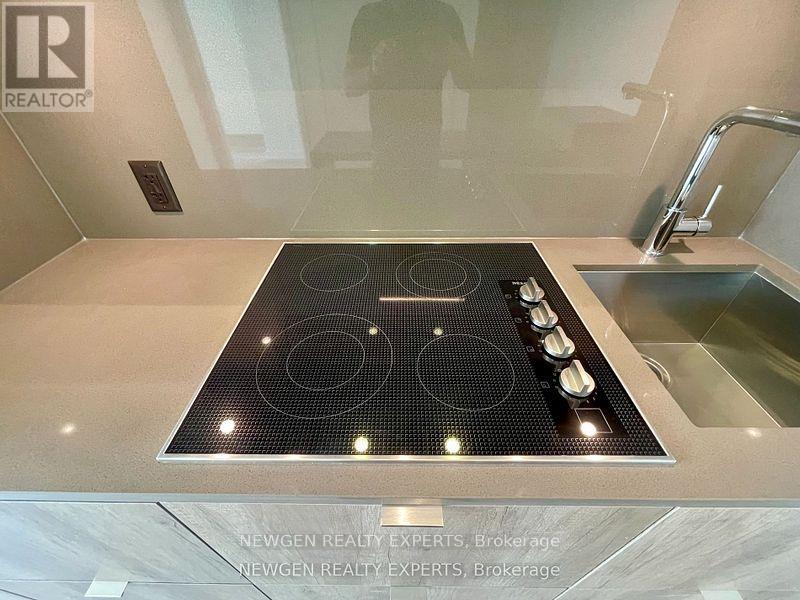 3610 - 11 Yorkville Avenue, Toronto, Ontario  M4W 0B7 - Photo 17 - C13579248