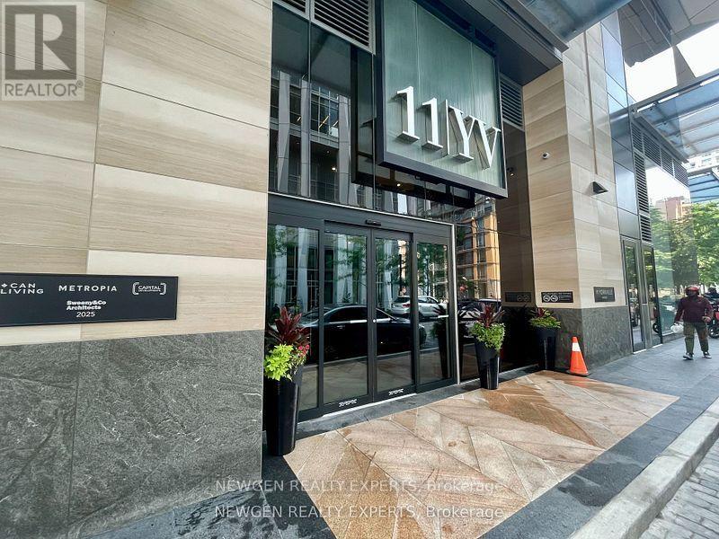 3610 - 11 Yorkville Avenue, Toronto, Ontario  M4W 0B7 - Photo 4 - C13579248