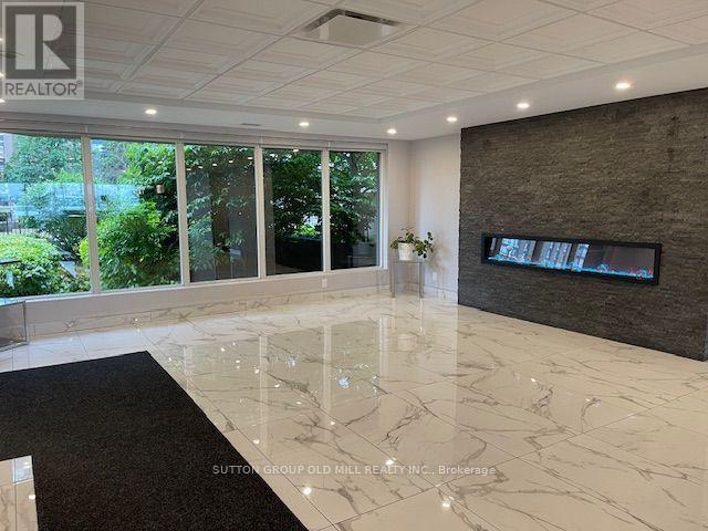 1216 - 115 HILLCREST AVENUE, Mississauga, Ontario