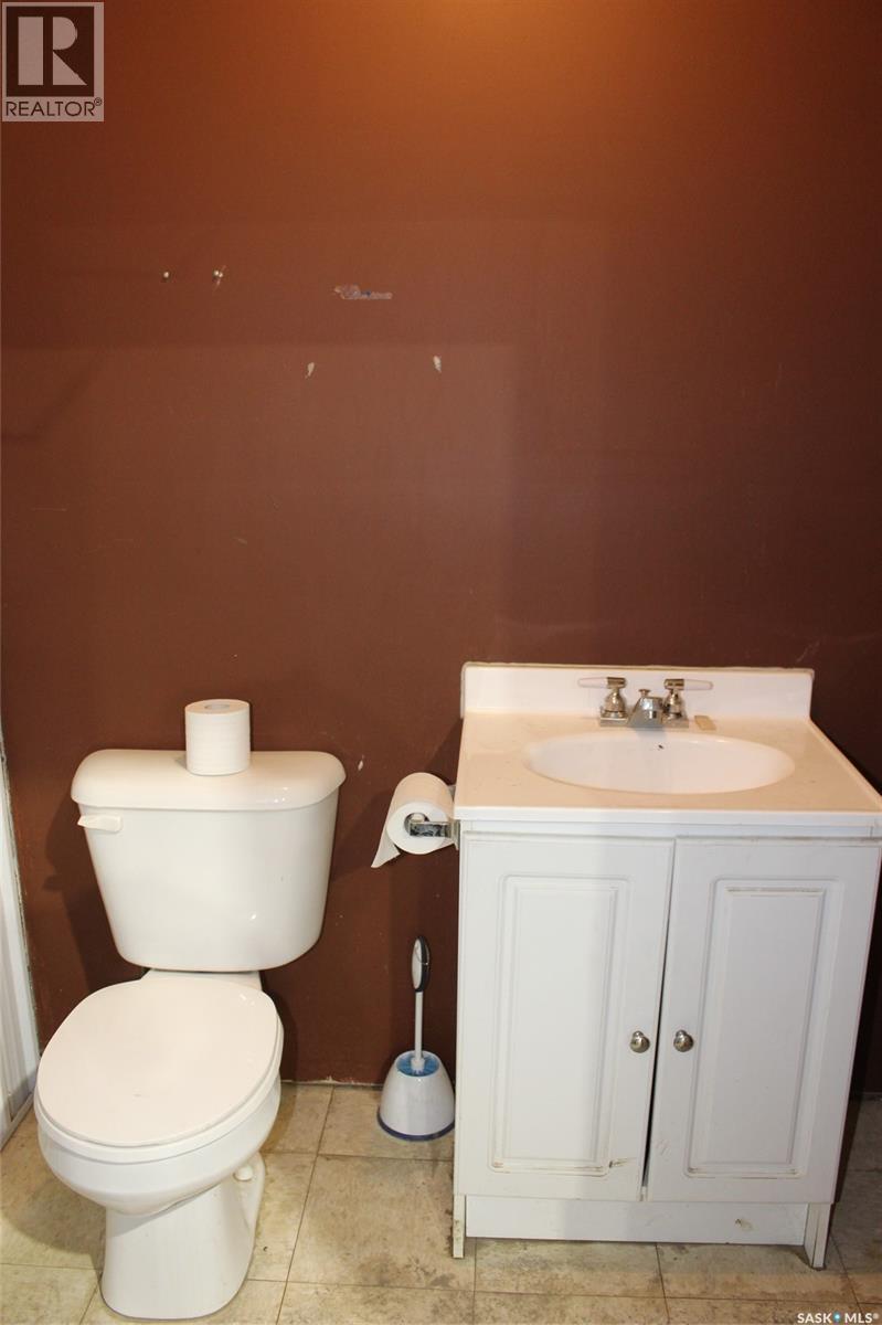 701 37 Highway, Shaunavon, Saskatchewan  S0N 2M0 - Photo 31 - SK042729