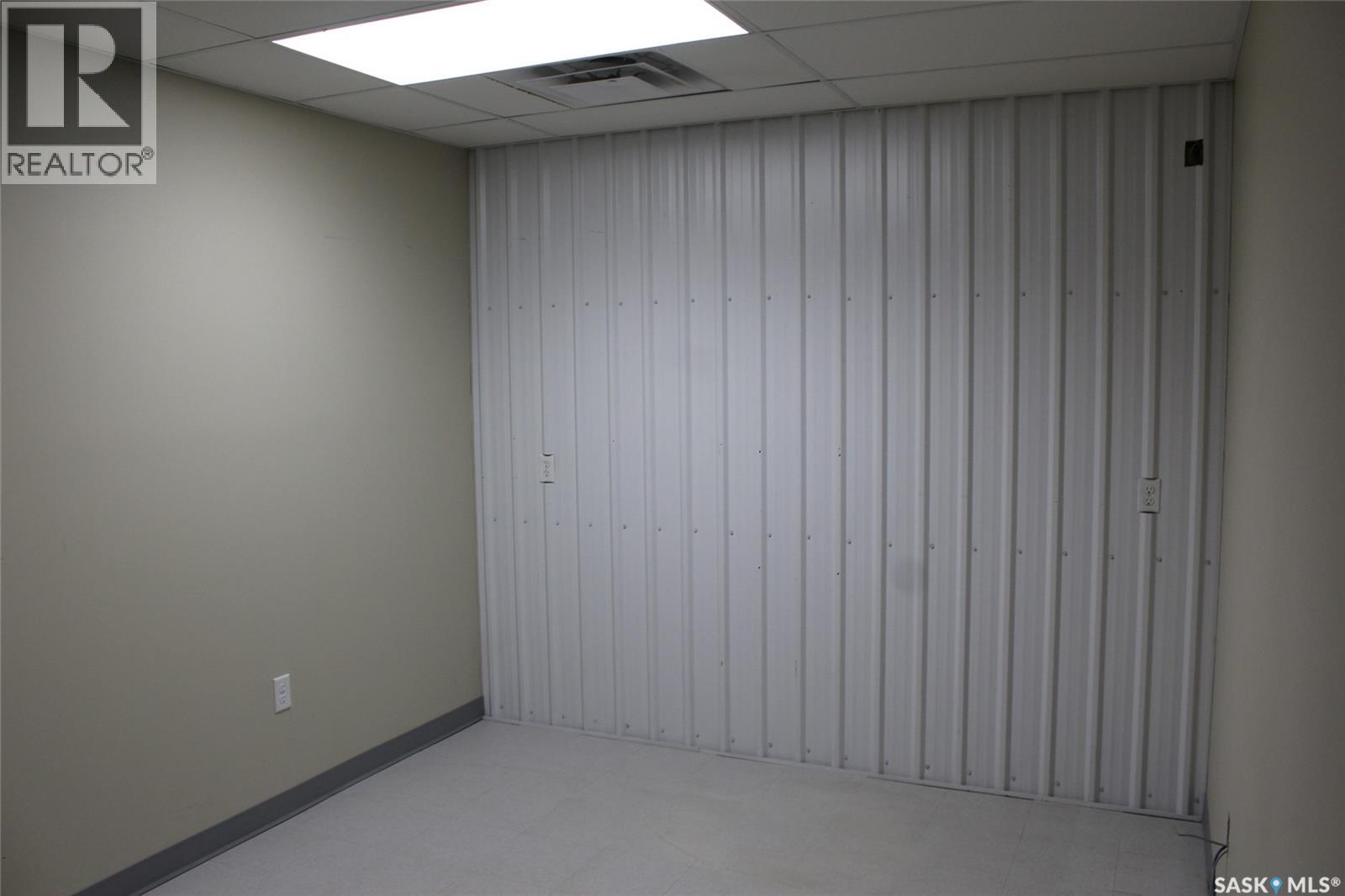701 37 Highway, Shaunavon, Saskatchewan  S0N 2M0 - Photo 41 - SK042729