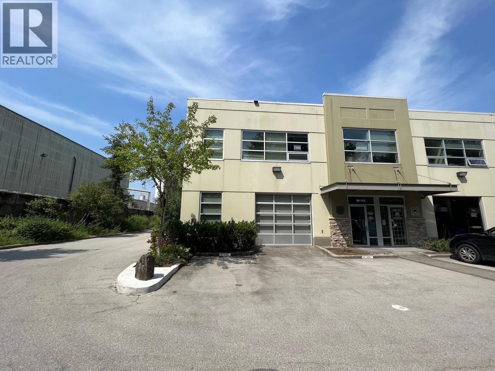 106 & 106a 2411 Dollarton Highway, North Vancouver, British Columbia  V7H 0A3 - Photo 2 - C8076683