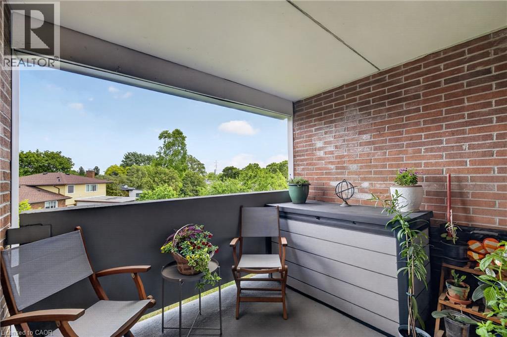 65 Silvercreek Parkway Unit# 401, Guelph, Ontario  N1H 7R9 - Photo 7 - 40849304