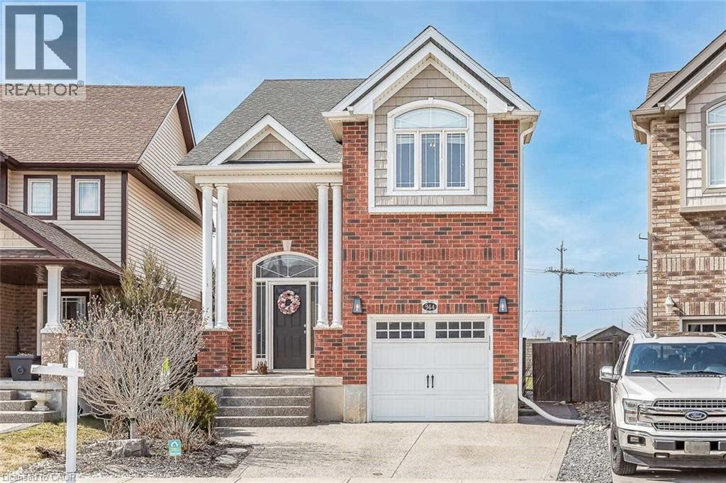 944 Dunblane Court, Kitchener, Ontario  N2R 1W9 - Photo 1 - 40844215