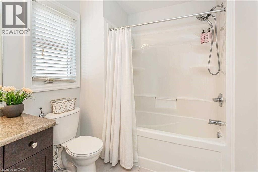 944 Dunblane Court, Kitchener, Ontario  N2R 1W9 - Photo 14 - 40844215