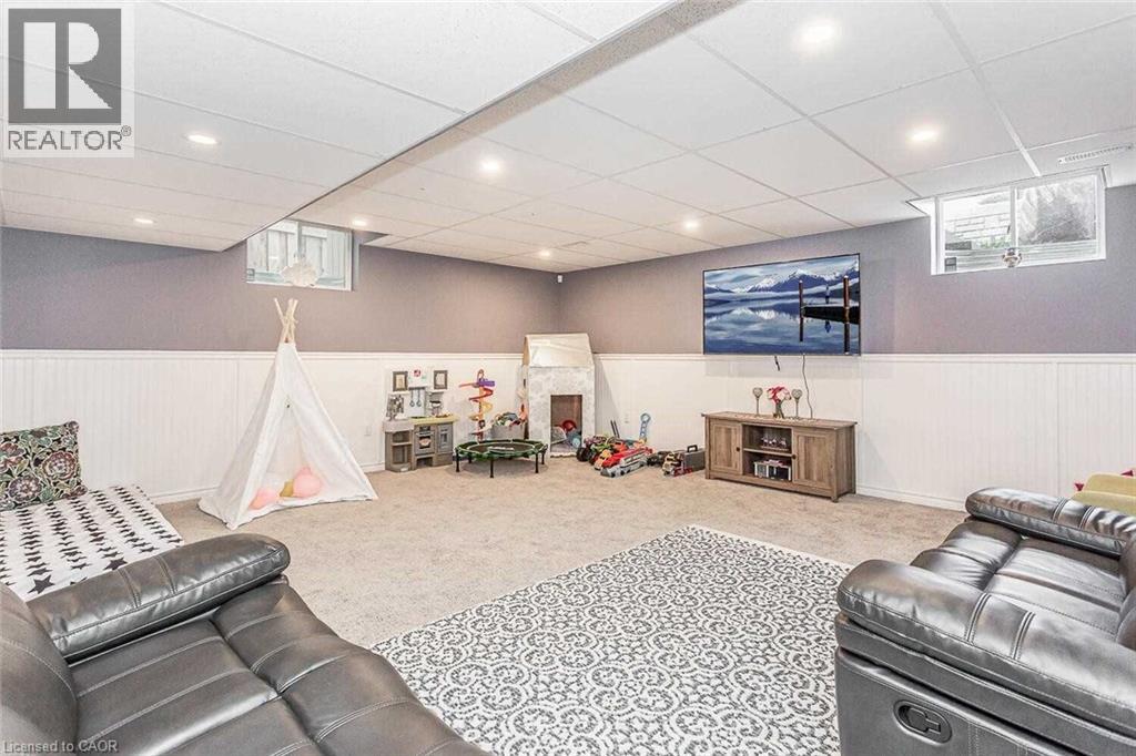 944 Dunblane Court, Kitchener, Ontario  N2R 1W9 - Photo 15 - 40844215