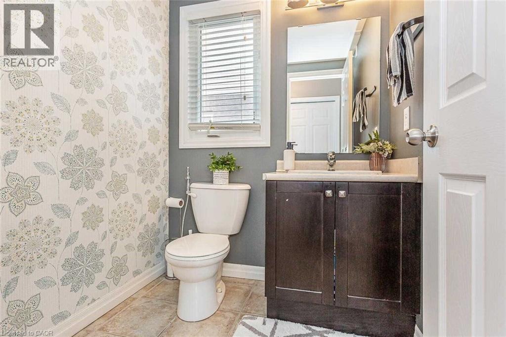 944 Dunblane Court, Kitchener, Ontario  N2R 1W9 - Photo 8 - 40844215