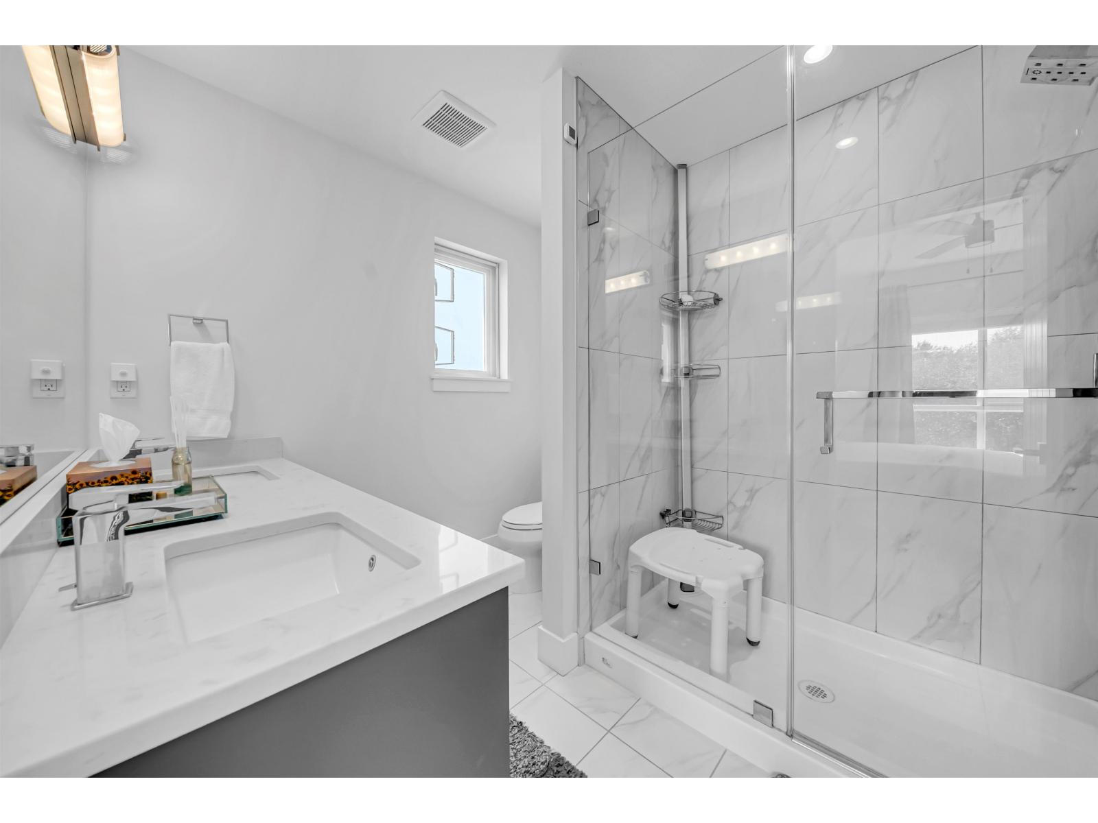 231 2218 OAK MEADOWS DRIVE — photo 25