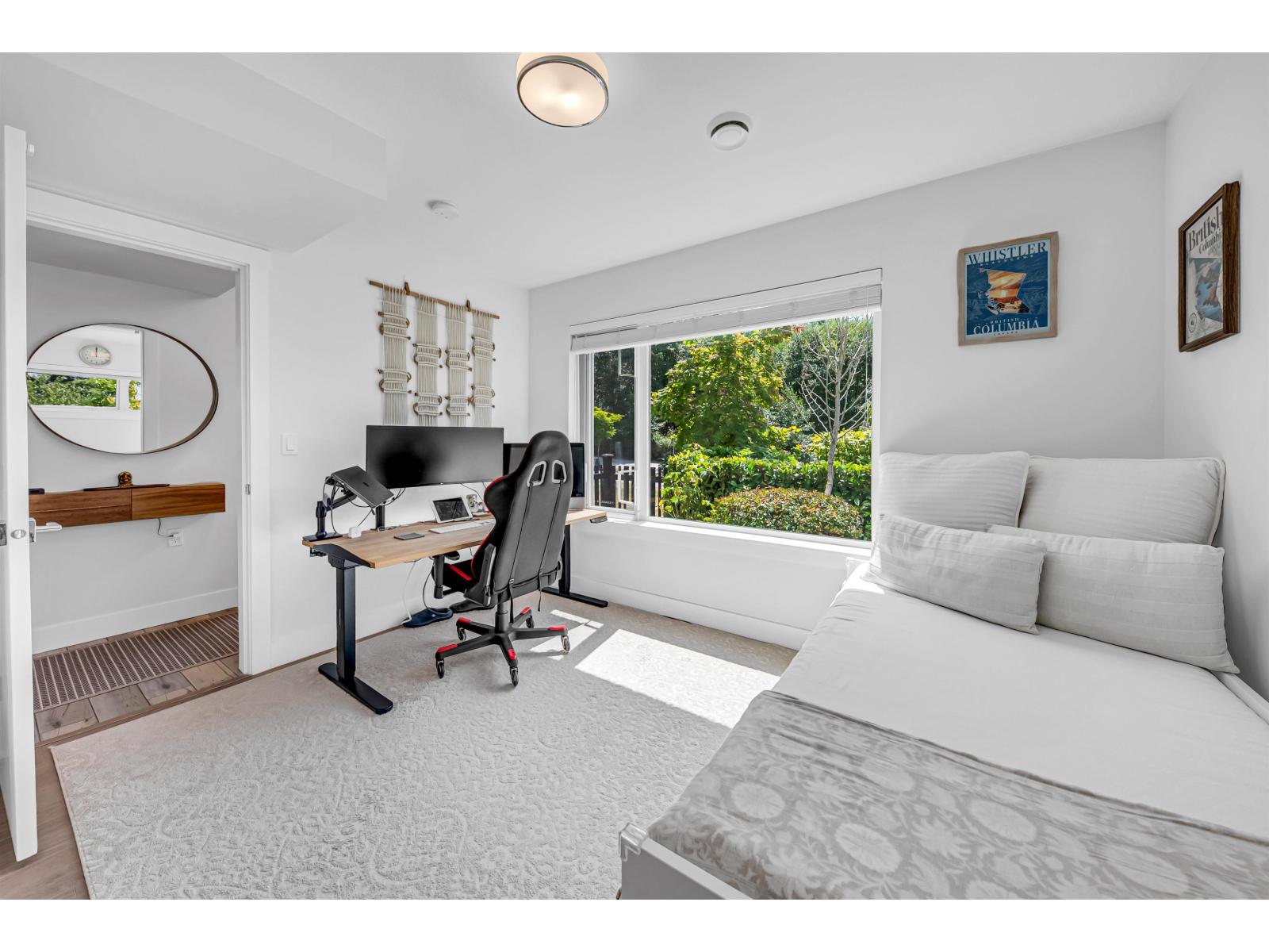 231 2218 OAK MEADOWS DRIVE — photo 32