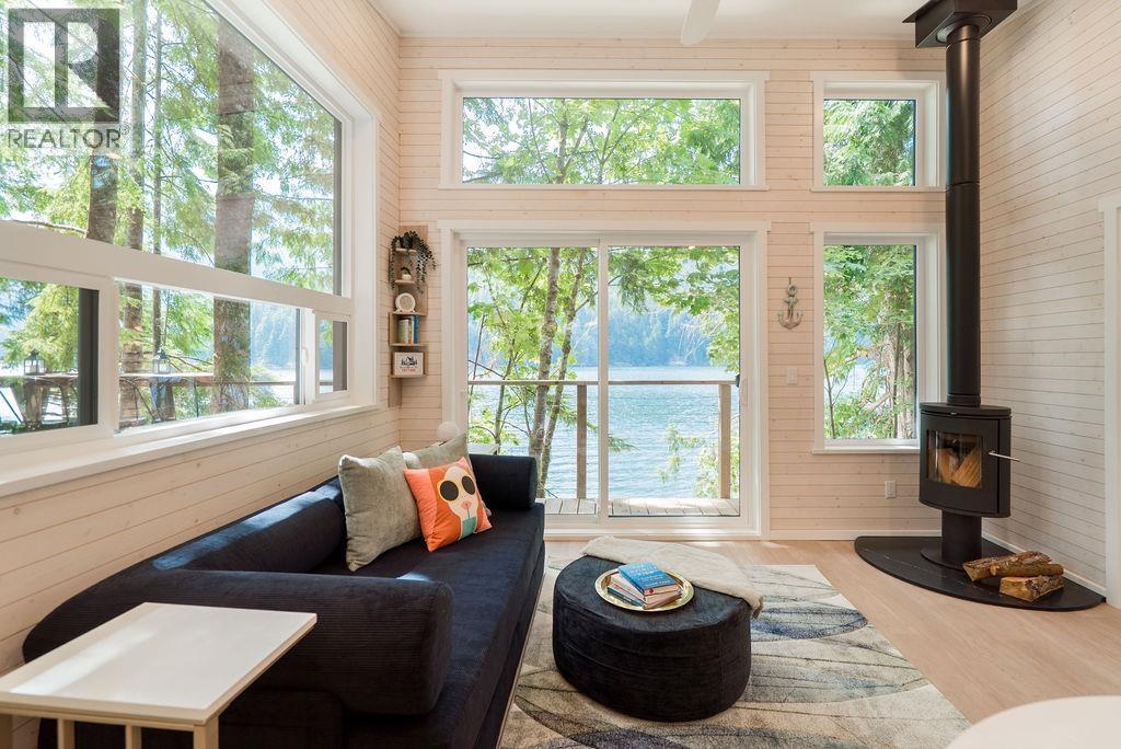 14 E Croker Island, North Vancouver, British Columbia V0V 0V0 - Photo 6 - R3147587