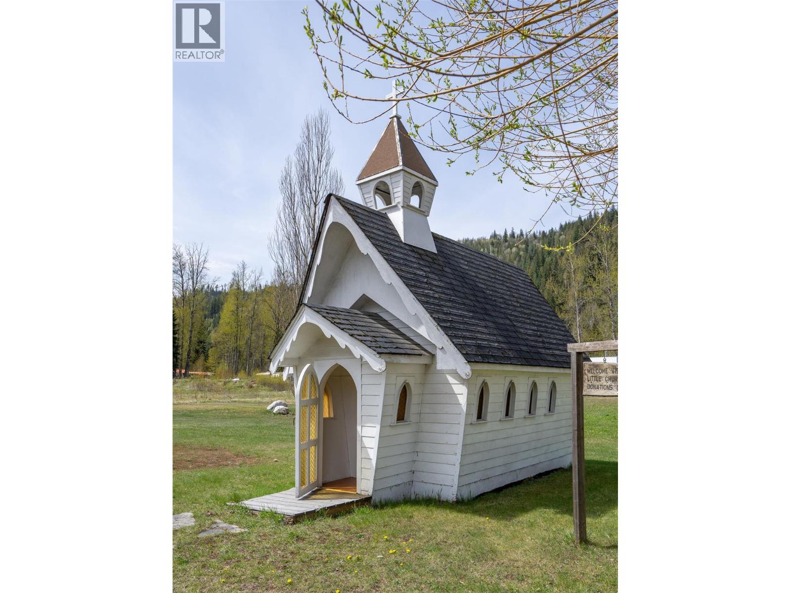 5301(2-10)-5317-5323-5327 Prosh Frontage Road, Craigellachie, British Columbia V0E 2J0 - Photo 3 - 10393649