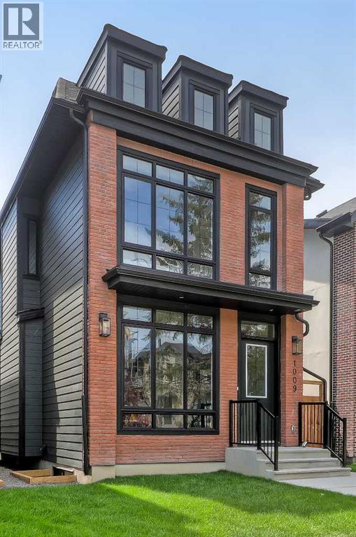 1009 18 Avenue NW, calgary, Alberta
