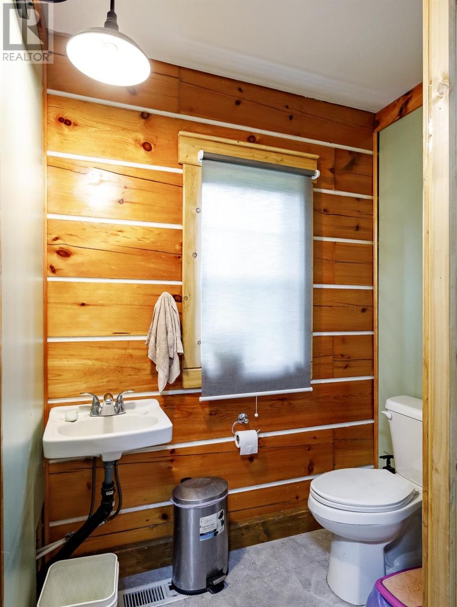 144 Walker Rd, Thessalon, Ontario P0R 1L0 - Photo 26 - SM261898