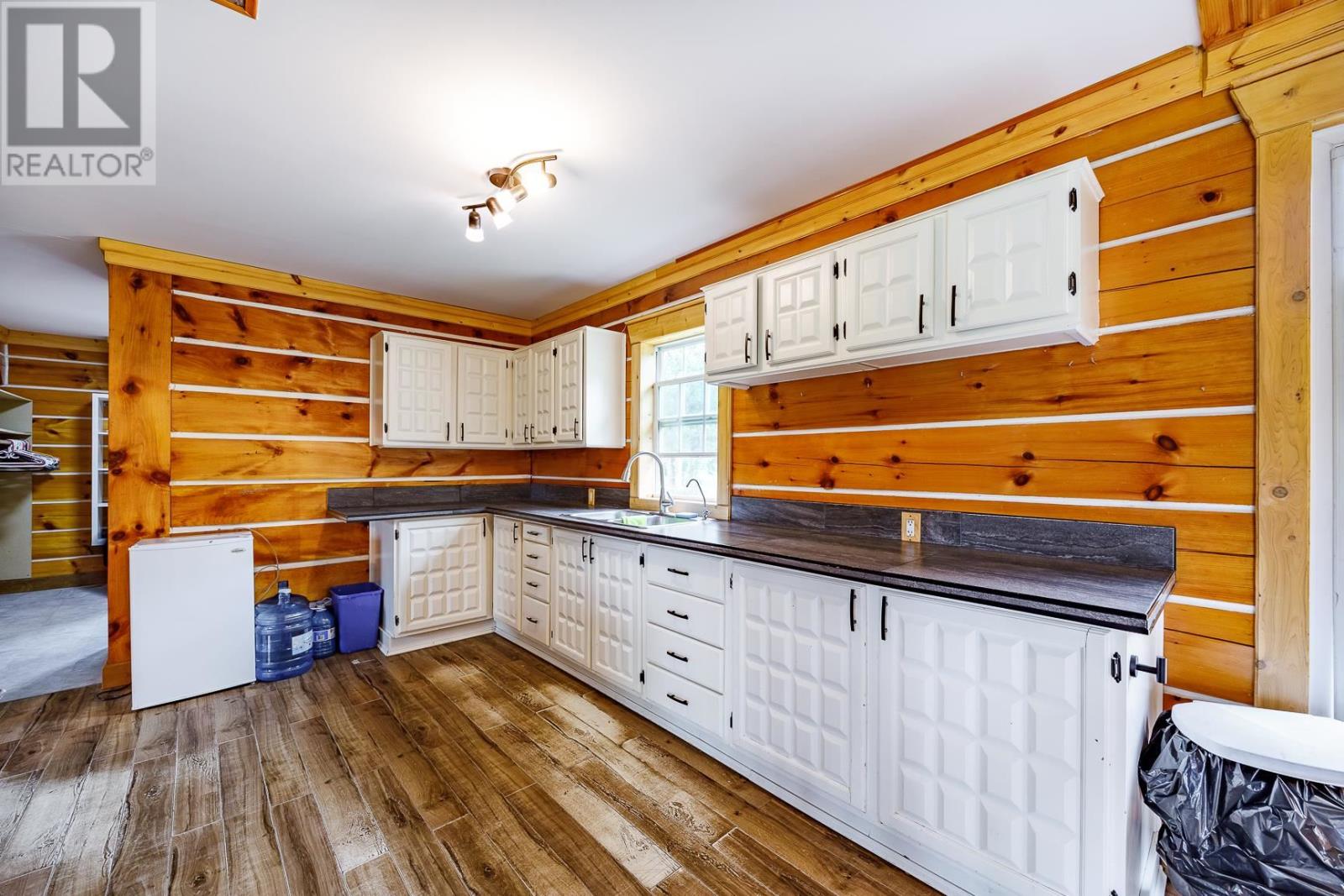 144 Walker Rd, Thessalon, Ontario P0R 1L0 - Photo 8 - SM261898